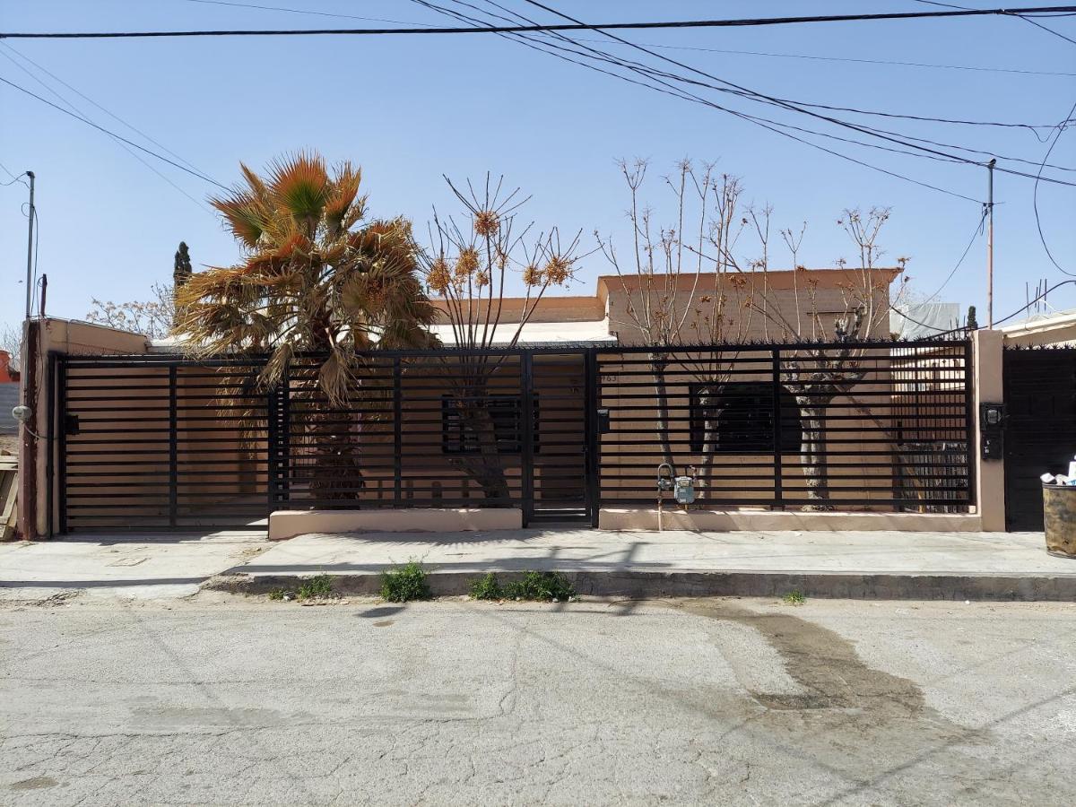הוילה סיודאד חוארס Casa En La Zona Centro De La Ciudad מראה חיצוני תמונה