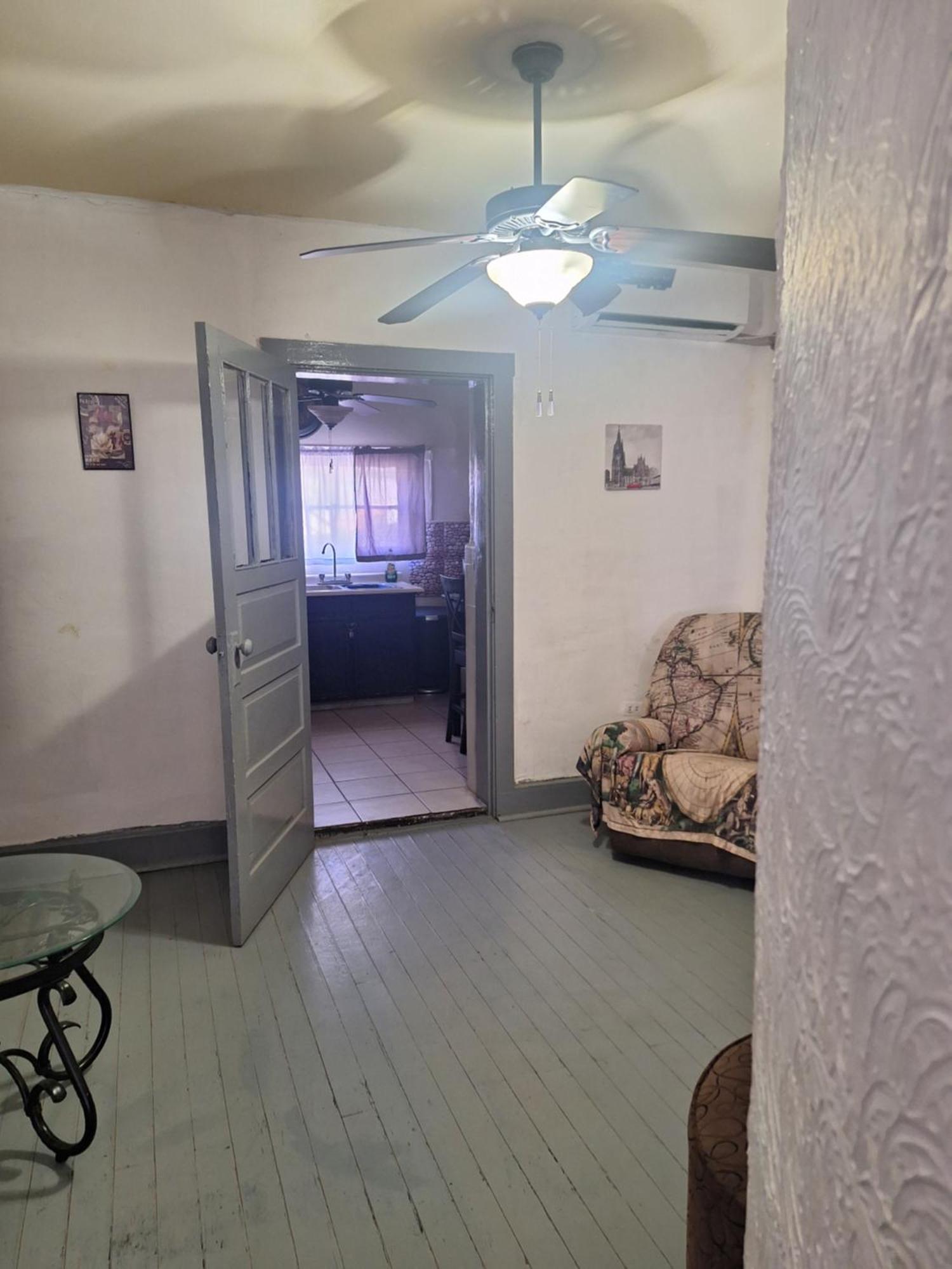 הוילה סיודאד חוארס Casa En La Zona Centro De La Ciudad מראה חיצוני תמונה